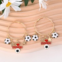 Boucles d'oreilles sportives PARTYMENT en métal électroplaqué avec grand pendentif étoile de football