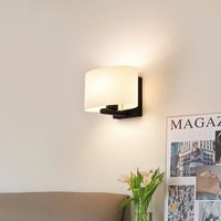 Applique murale LED minimaliste moderne pour chambre à coucher, utilisation au chevet, lumière murale en verre à trois couleurs à intensité variable avec ampoule E27