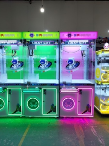 เครื่องเกมหยอดเหรียญ Eayshare High Five Lucky Claw Machine พร้อมไฟกระพริบ สำหรับสวนสนุก - Product Image 6