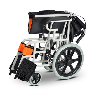 Fauteuil roulant manuel léger et pliable avec frein en U pour l'assistance à la mobilité des personnes âgées - Product Image 2