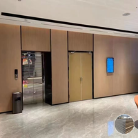 Panel de Pared WPC al por Mayor, Revestimiento de Pared Interior Acanalado, Impermeable, Ignífugo, Fácil de Instalar, para Dormitorio, Hotel, Sala de Estar