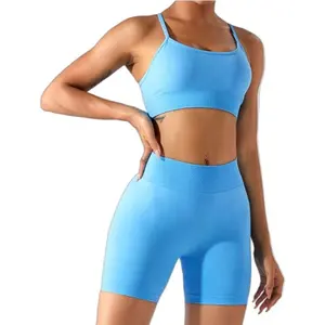 Factory Jogging Active Gym Wear Sets Ropa de fitness 2PCS Correa cruzada Mujeres Chaleco Hip lifting Shorts