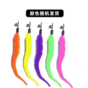 Cabezales de repuesto para varitas de juguete para gatos, incluyendo varitas de juguete para gatos con diseño de oruga arcoíris y varitas de nudo de madera, y campanas para gatos. - Product Image 4
