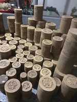 Boîte ronde à la cannelle Emballage artisanal pour thé ou café (+ 84398885178, Jenny Doan)