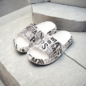 Sandalias planas de verano para hombre, estilo casual, personalizadas, de EVA, antideslizantes, transpirables, para el hogar, con logo personalizado. - Product Image 3