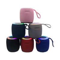 Lulin Portable Mini Haut-Parleur Sans Fil LP-25119 Musique Stéréo pour Haut-Parleur Bluetooth avec Éclairage LED RVB Armoire en Plastique Durable