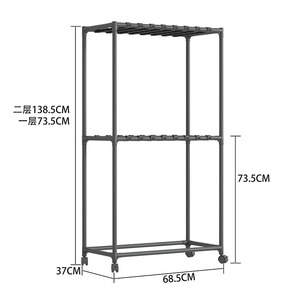 Porte-pantalon vertical multi-niveaux 68,5 cm x 37 cm x 73,5 cm, gain de place, sur pied avec roulettes pour usage domestique - Product Image 4