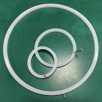 Les fabricants fournissent un anneau gonflable en silicone avec une bande d'étanchéité de valve gonflable