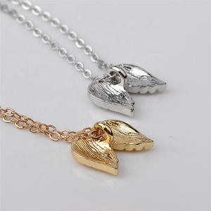 สร้อยคอแฟชั่นทำจากโลหะชุบด้วยไฟฟ้ามีปีกนางฟ้าเครื่องประดับ3D เป็นมิตรต่อสิ่งแวดล้อม - Product Image 4