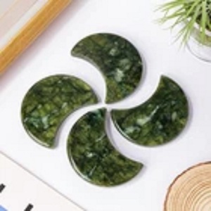 Piedra de Luna Creciente de Jade Xiuyan Tallada en Cristal, Piedra de Palma de Jade Serpentina Natural Pulida, Cristal Curativo, Decoración para el Hogar - Product Image 4