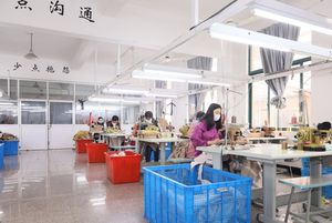 معطف نسائي من الفرو الصناعي الصديق للبيئة للخريف والشتاء، بياقة مطوية ناعمة، بأزرار، سترة كاجوال، مقاس 5XL - Product Image 6