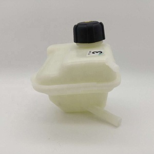 Serbatoio <span class=keywords><strong>Radiatore</strong></span> Auto 21711-JD20B 21711-JE40A 21711-JE30A, Serbatoio <span class=keywords><strong>Acqua</strong></span> Auto, Serbatoio <span class=keywords><strong>Radiatore</strong></span> per Nissan Qashqai - Product Image 6