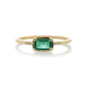 Bague en or jaune massif 14 carats avec émeraude, diamant et <span class=keywords><strong>saphir</strong></span>, style architectural minimaliste du milieu du siècle, bijou de famille de luxe pour femmes et hommes - Product Image 3