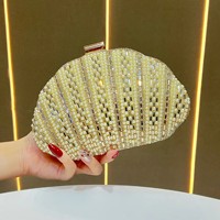 Nouvelle Pochette Élégante Faite à la Main avec Coquille de Perle et Diamants – Sac de Soirée Sophistiqué et Tendance, Sac Bandoulière Polyvalent