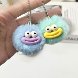 Llavero de Peluche Suave con Forma de Boca Grande de 5CM, Popular y en Oferta en Línea, para Parejas y Mejores Amigos - Product Image 3