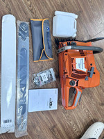 Gergaji Mesin Bensin Husqvarna 395XP Industrial Berkinerja Tinggi 2-Tak dengan Batang Pemotong 36 Inci, Mesin OEM 5200W, untuk Kebun dan Pertanian, Jangkauan Jauh
