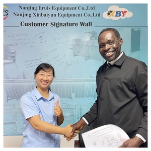 Ligne <span class=keywords><strong>d</strong></span>'abattage de poulets compacte Xinbaiyun, 21 doigts à plumer, machine à plumer manuelle pour poulets, <span class=keywords><strong>oiseaux</strong></span> et volailles - Product Image 6