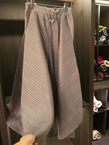Haut de gamme femmes décontracté élégant polyvalent minceur ample plissé large jambe jupe <span class=keywords><strong>pantalon</strong></span> couleur unie irrégulière élastique haut - Product Image 4