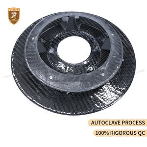 Cache-moyeux <span class=keywords><strong>de</strong></span> <span class=keywords><strong>roue</strong></span> en fibre <span class=keywords><strong>de</strong></span> carbone sèche pour <span class=keywords><strong>Porsche</strong></span> 991 991.2 992 GT3 RS - Product Image 6