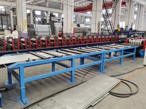 Máquina hidráulica de barandilla de carretera, máquina de formación de rollos de carril protector - Product Image 3