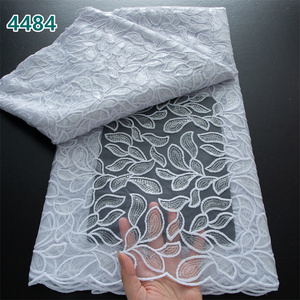 All'ingrosso bianco puro Tulle africano tessuto di pizzo con paillettes 5 iarde Nigeria Net di pizzo per le donne abiti da sposa 4484 - Product Image 1
