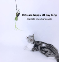 Jouet interactif suspendu triangulaire Star Cat BY060 avec plumes et élastique pour chat, avec petite clochette - Têtes de remplacement pour jouets