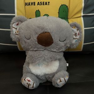 <span class=keywords><strong>Veilleuse</strong></span> musicale pour bébé, koala en <span class=keywords><strong>peluche</strong></span> douce, avec chansons apaisantes et mouvements respiratoires motorisés, rembourrée en coton PP - Product Image 2
