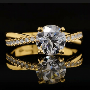 Anillo de compromiso de oro blanco de 14 quilates con diamante ovalado de 1.0 quilates cultivado en laboratorio, estilo solitario cruzado, para mujer, regalo romántico - Product Image 1
