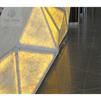 Comptoir de réception de spa en pierre artificielle de forme diamant rétroéclairé brillant, écologique, pour hôtel et centre commercial, blanc