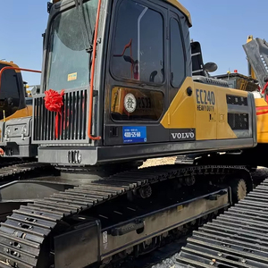 รถขุดไฮดรอลิก Volvo EC240 มือสอง ขนาด 24 ตัน เครื่องยนต์ 110 กิโลวัตต์ พร้อมเกียร์ แบริ่ง ปั๊ม มอเตอร์ อุปกรณ์ก่อสร้าง มาตรฐาน EPA CE ปี 2023 - Product Image 1