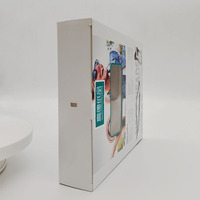 Qualité fiable Boîte de carton d'emballage personnalisable Boîte d'écouteur pliable Fenêtre transparente Impression en relief Matériaux recyclés