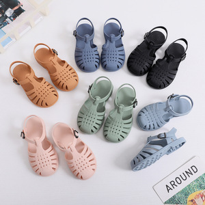 Sandalias escolares ligeras antideslizantes de verano para niños, venta al por mayor, sandalias de playa planas para niños de verano para niñas - Product Image 2