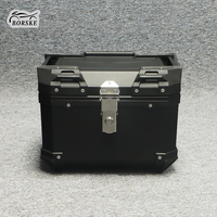 Accessoires de moto Boîte de rangement intégrale pour deux casques Boîte à bagages en PP pour motos