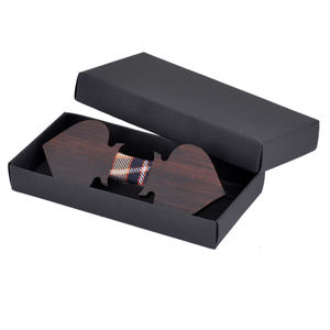 <span class=keywords><strong>Noeud</strong></span> <span class=keywords><strong>papillon</strong></span> élastique en <span class=keywords><strong>bois</strong></span> avec cœur de pêche pour hommes au design unique avec boîte - Product Image 4