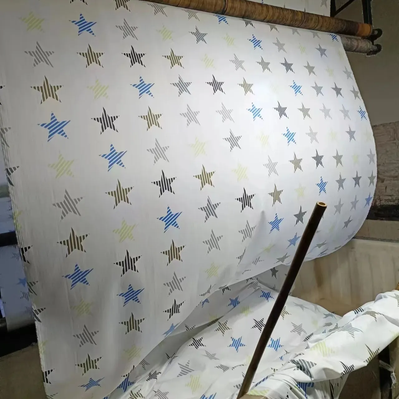 Draps de lit imprimés dispersés 3d à motif d'étoiles housse de lit en tissu microfibre 100 polyester