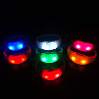 Penjualan laris gelang menyala nirkabel menyala dewasa glitter bar pesta kontrol DMX konser