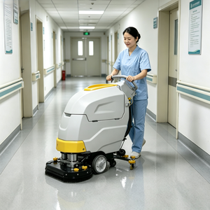 Machine à nettoyer et sécher les sols, largeur de nettoyage 660 mm, pour hôpital, supermarché, hôtel - Product Image 1