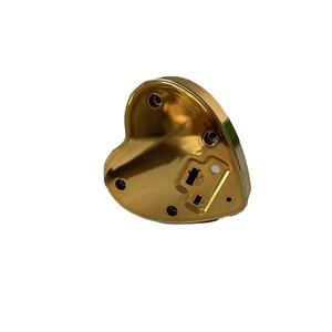 Timbre Golden Heart con batería, resistente al agua, para exteriores, fácil instalación - Product Image 1