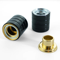 Tapa magnética de aluminio y plástico metalizada fácil de abrir con revestimiento UV plateado de cuello personalizado de 15mm para botellas de perfume
