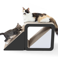 Arbre à gratter pour chat en carton modulaire élégant, griffoir et perchoir de repos en un seul