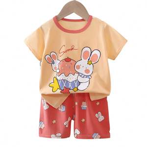 男童女童夏季休闲95% 棉5% 氨纶短袖睡衣套装，带彩虹和星星印花，适合家庭使用 - Product Image 2