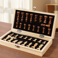 Différents types de jouets éducatifs pour enfants, échecs, puzzles, échecs en bois pliables et portables, plateau d'enseignement pour la compétition