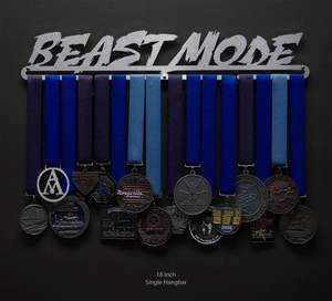 Bavoir de course et HOLDER-I de médaille en cours d'exécution peuvent tout faire à travers le Christ Philippiens 4:13 affichage de médaille et cintre de bavoir - Product Image 4