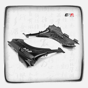 Guardabarros Delantero Ancho de +7 mm de Fibra de Carbono y Vidrio para Subaru WRX VBH S4 EPA ATTK - Product Image 1