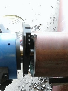 Máquina Biseladora en Frío para Tuberías Metálicas Ise-850-1, Montaje Interior, Gran Diámetro 600-820mm, para Preparación de Soldadura - Product Image 1