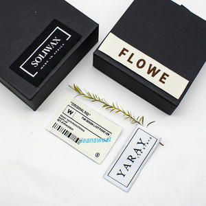 Ensemble de vêtements pour femmes noires, étiquettes compostables, polyester tissé, lavable, pliage à l'extrémité, faible MOQ, logo personnalisé, vêtements de marque privée - Product Image 5