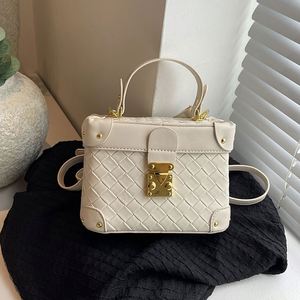 Women's Fashionable Handbag, with Classic Woven <b>Box</b>-style Design, Polyester Material Lining, and <b>Lock</b>-style Closure.2833 - Product Image 2