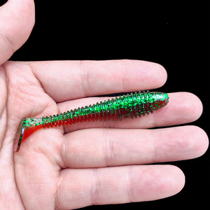 Señuelo de Pesca de PVC Suave de Doble Color con Cola en T de Alta Calidad OEM para Pesca de Lubina, Perca y Pez Mandarín en Ríos, Lagos y Agua Dulce/Salada - Product Image 6