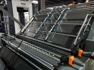 เครื่องเชื่อมสายไฟกึ่งอัตโนมัติ รุ่น YB-1300B - Product Image 4