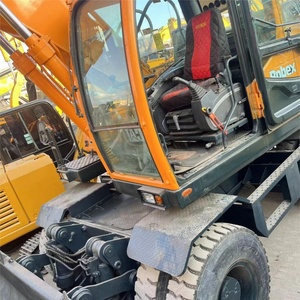 Excavatrice sur pneus Hyundai 210W-9S d'occasion, 22 tonnes, moteur Cummins moyen, composants principaux inclus, roulement, moteur, pompe à engrenages à vendre - Product Image 6